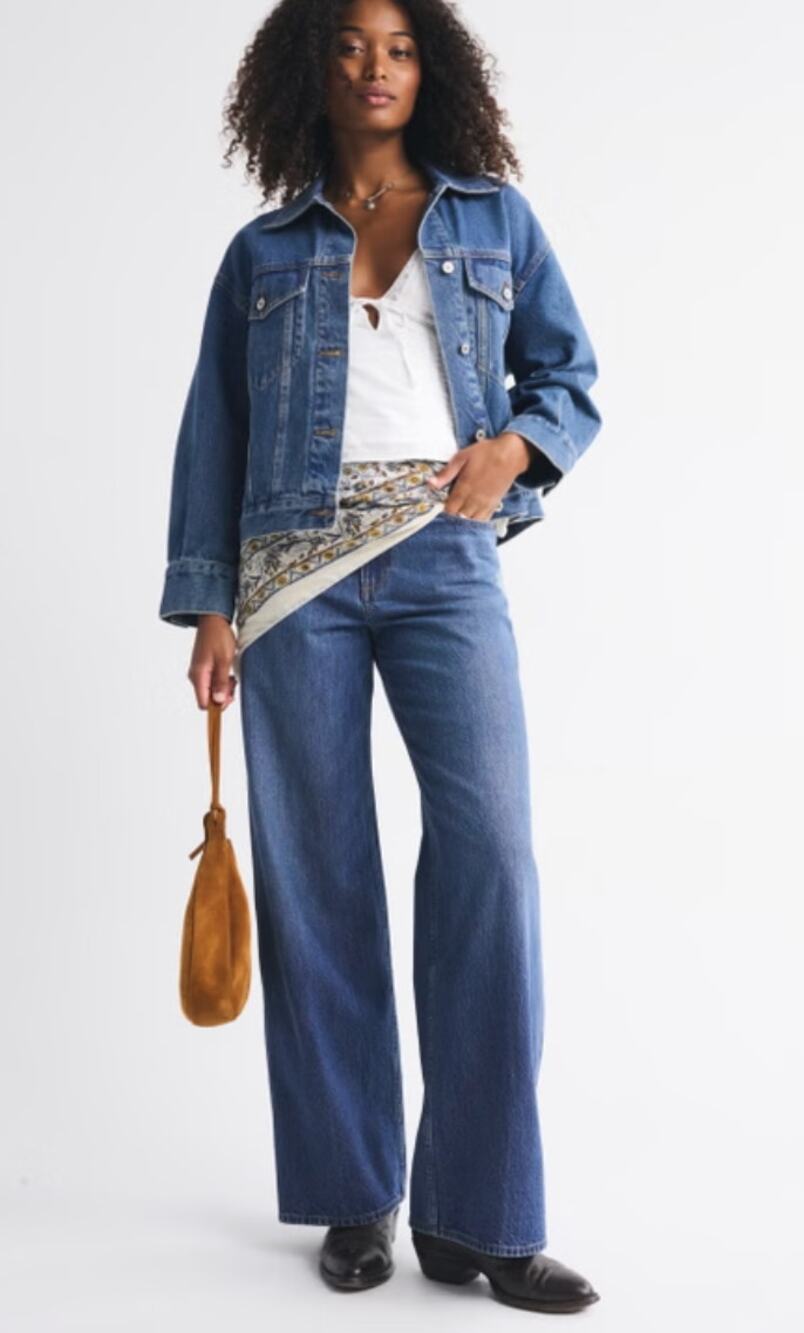 NWT Abercrombie & Fitch High Curve Love High Rise Wide Leg Jean in Dark sz. 30L